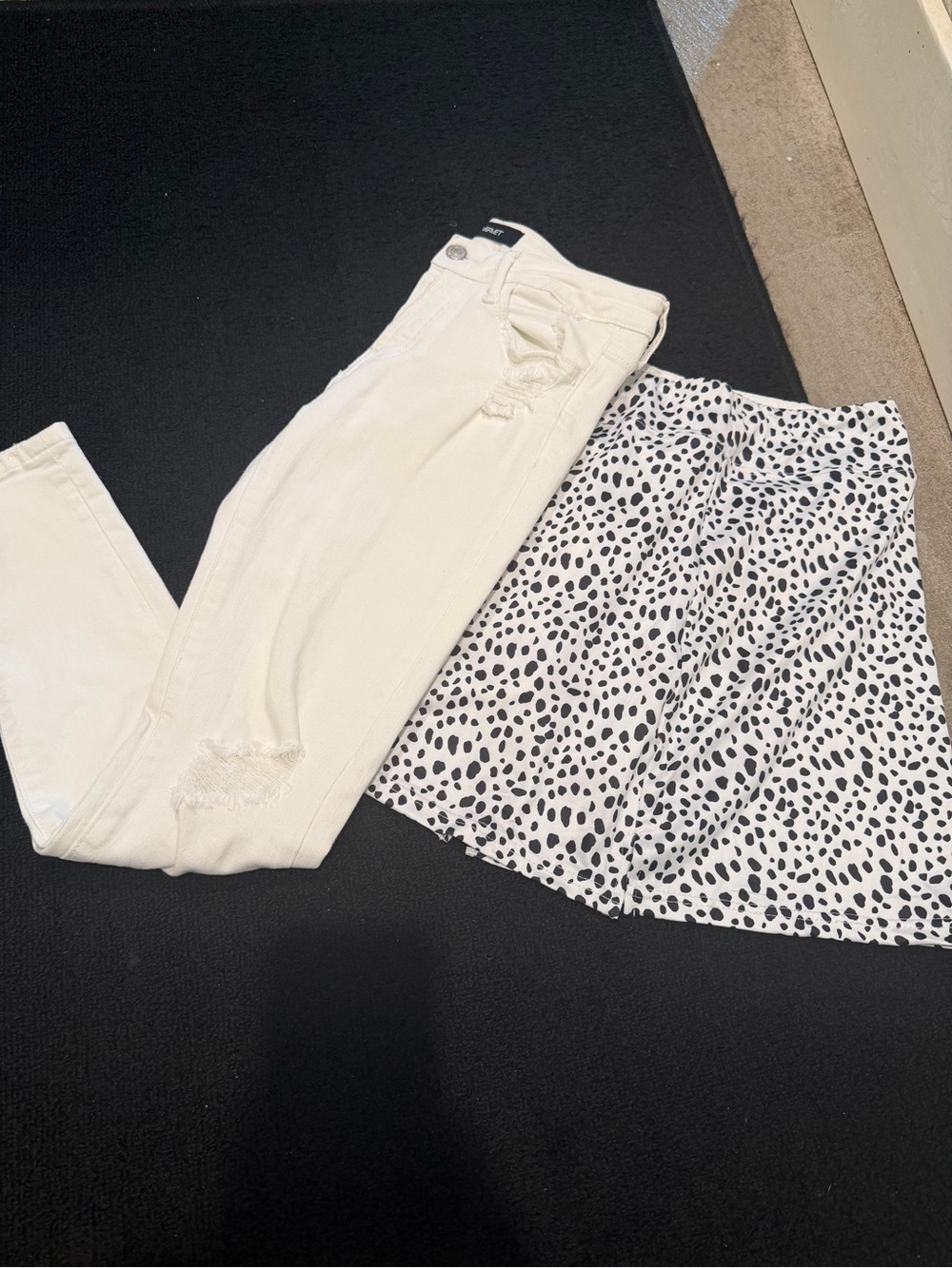 High-Rise Cream Cropped Jeans - Women's Ankle Length